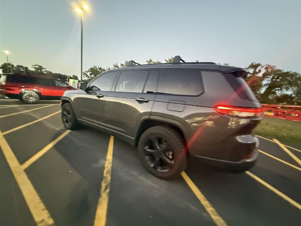 2021 Jeep Grand Cherokee L Altitude