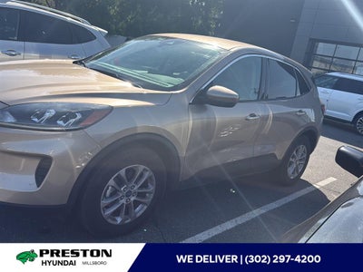 2020 Ford Escape SE