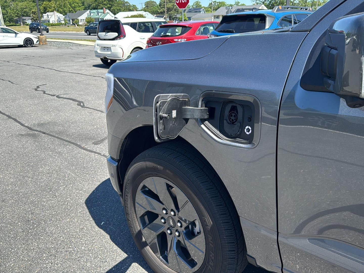 2022 Ford F-150 Lightning LARIAT