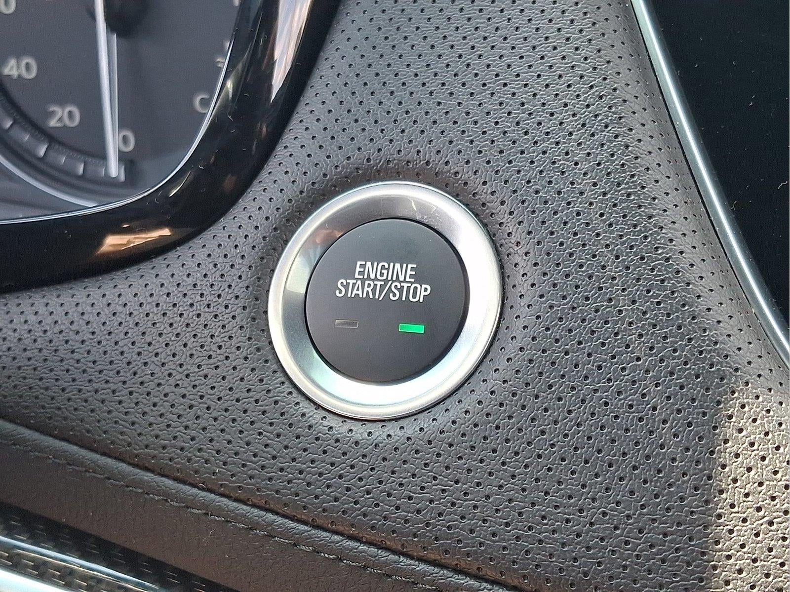 2025 Cadillac XT5 AWD Sport