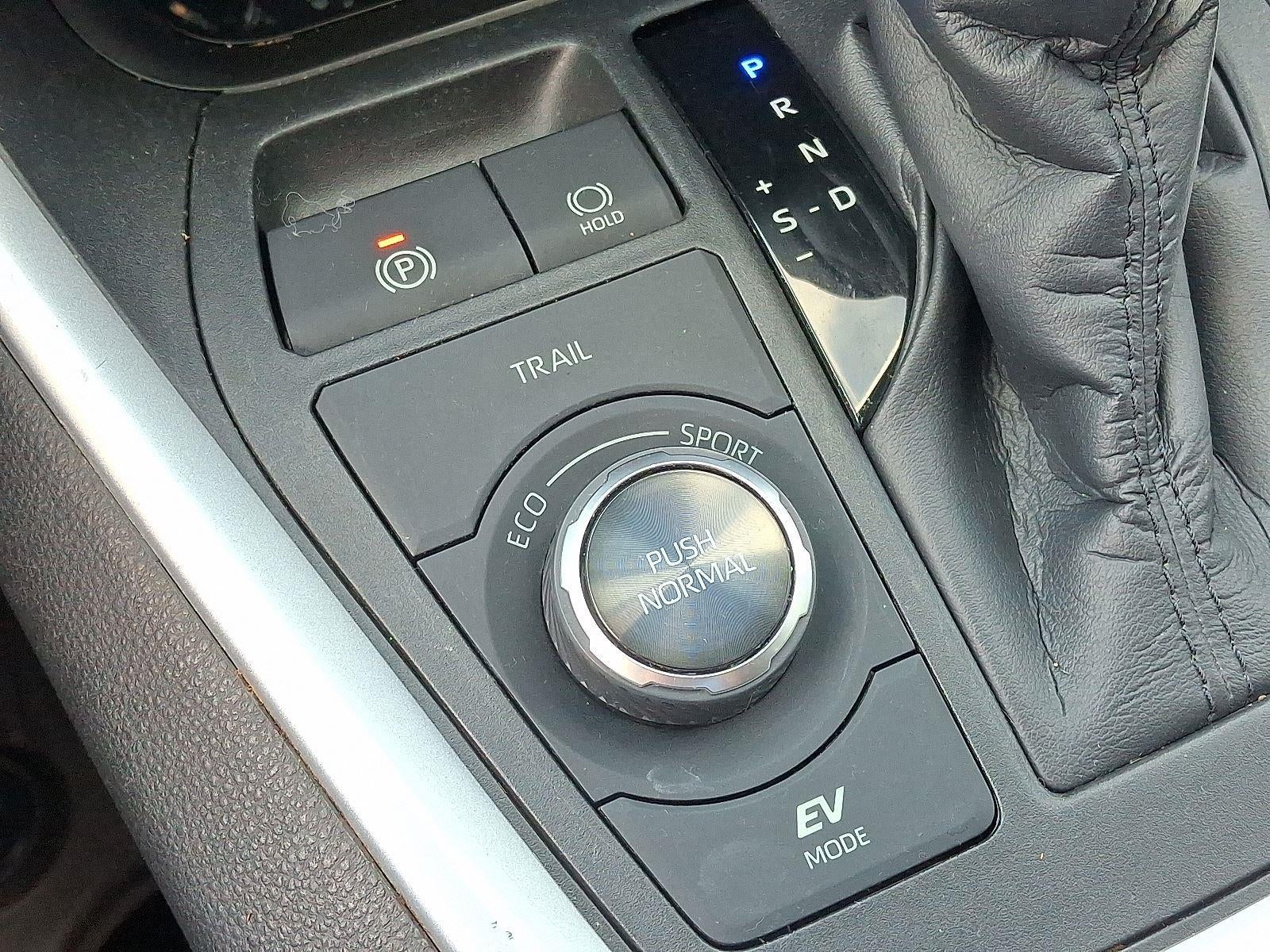 2020 Toyota RAV4 Hybrid XSE