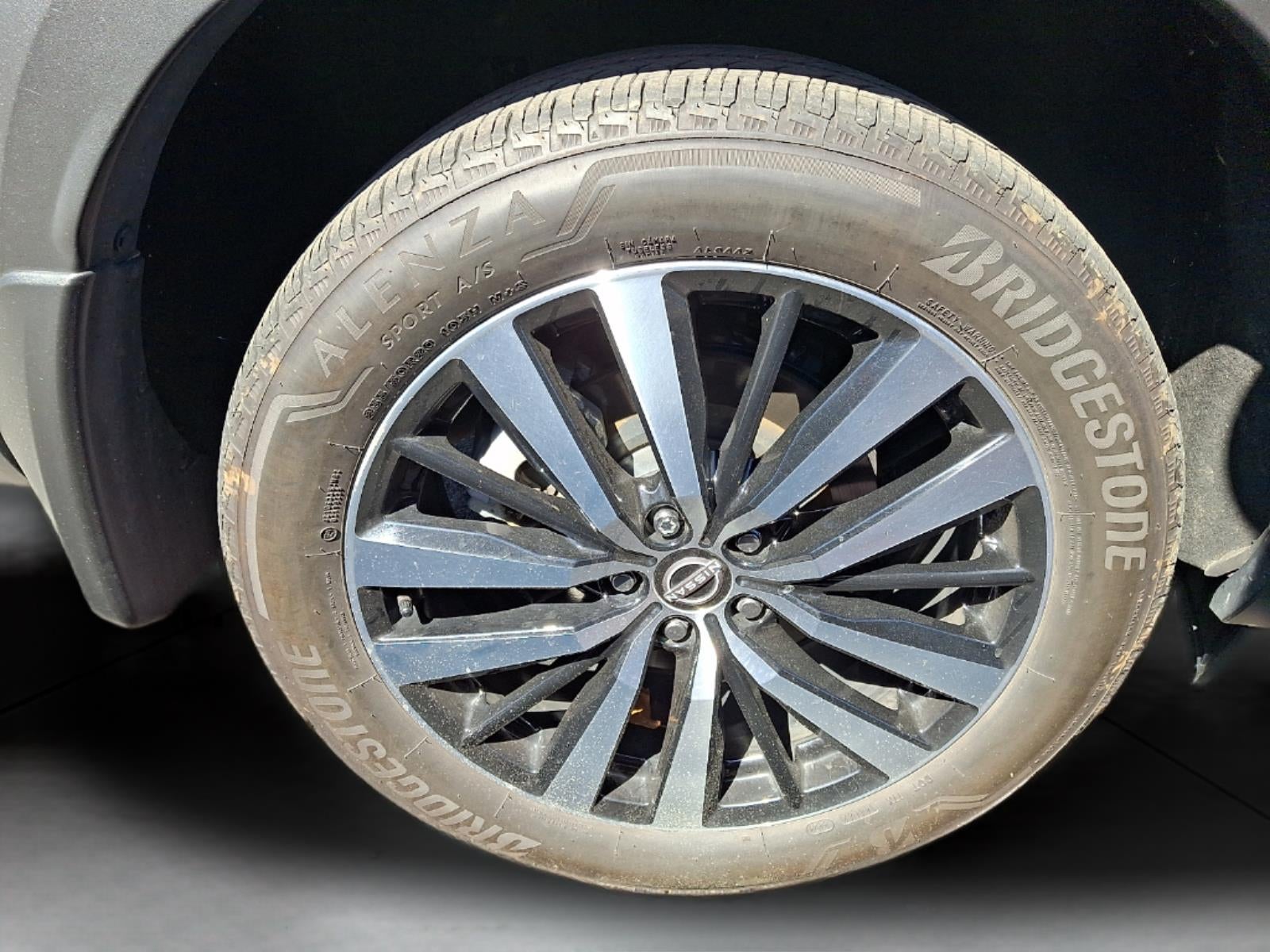 2025 Nissan Pathfinder Platinum - Photo 16