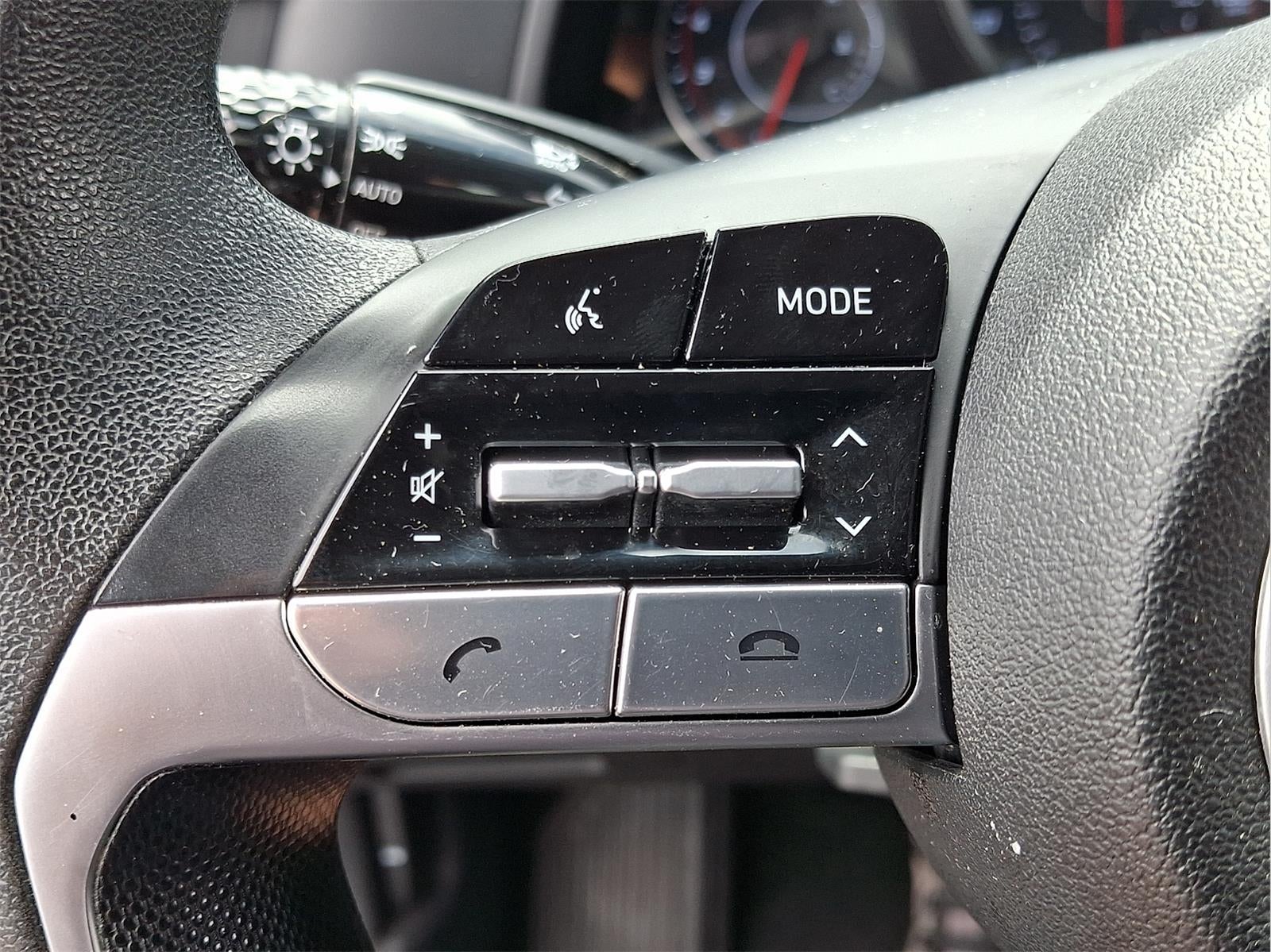 2021 Hyundai Elantra SE - Photo 16