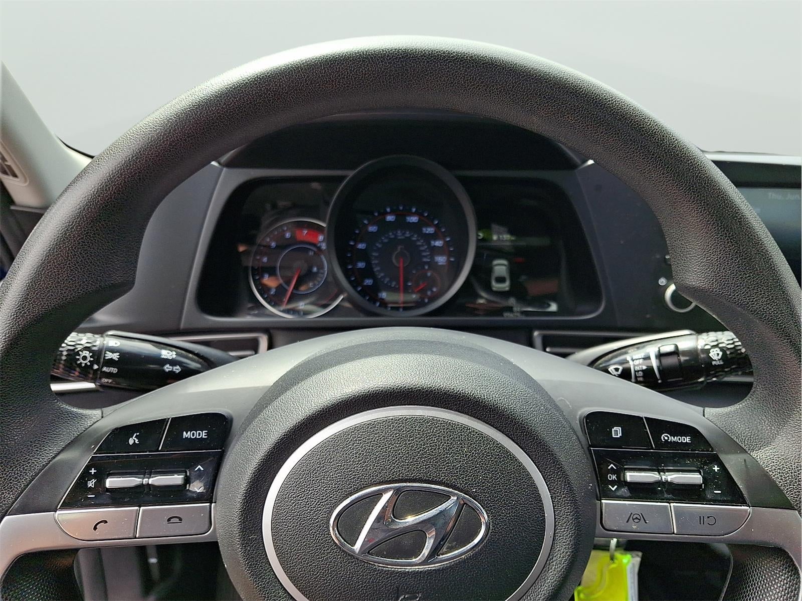 2021 Hyundai Elantra SE - Photo 20
