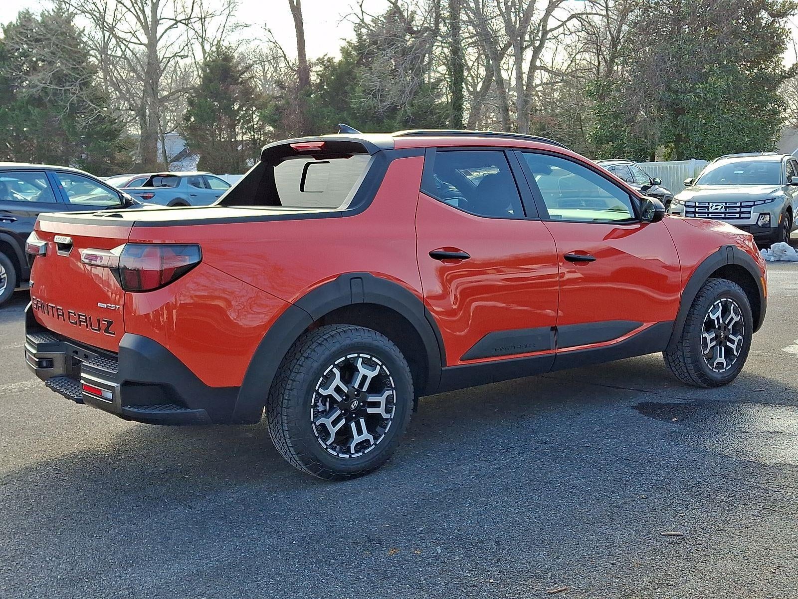 2025 Hyundai SANTACRUZ Base