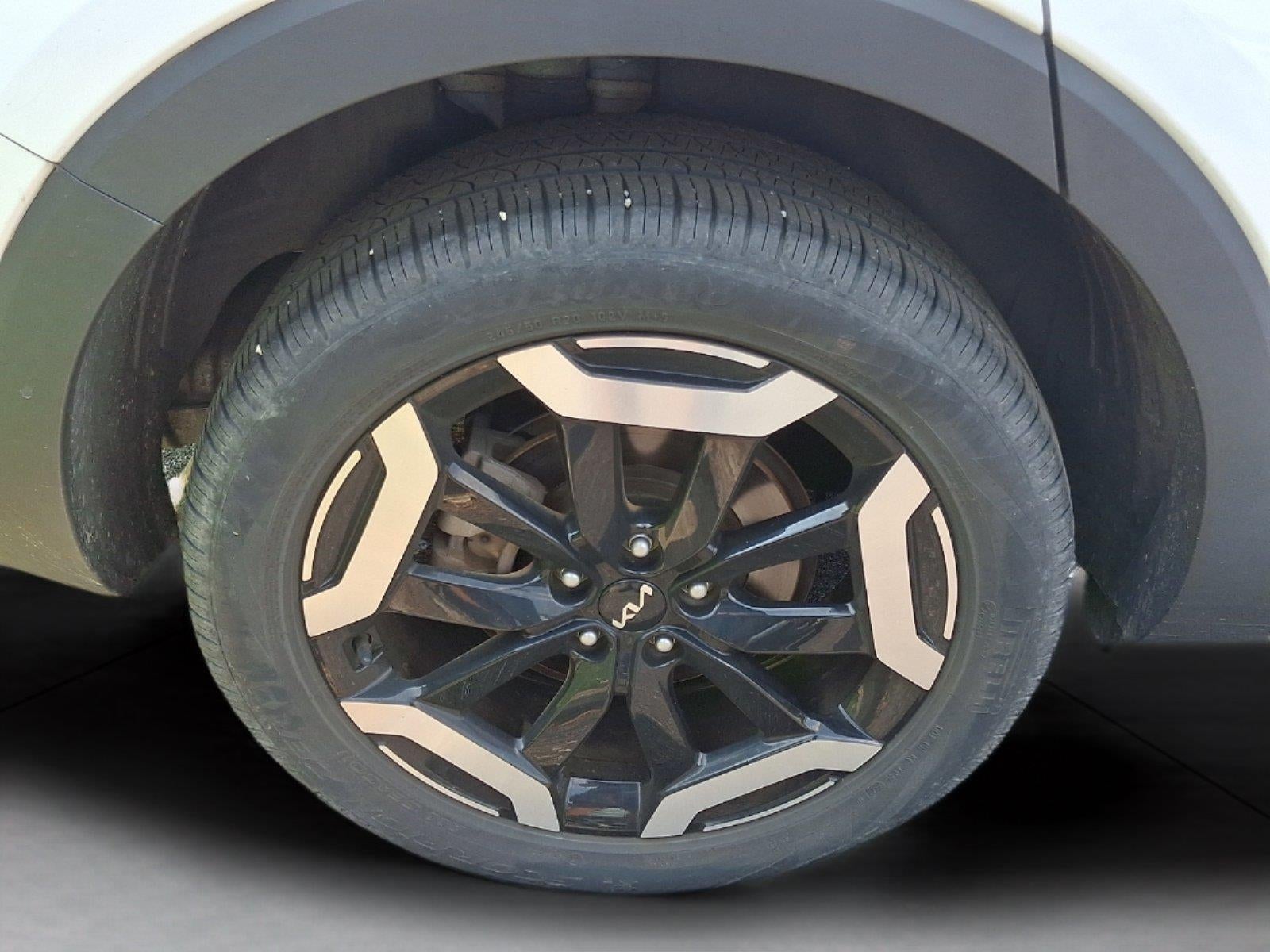 2024 Kia Telluride S - Photo 12