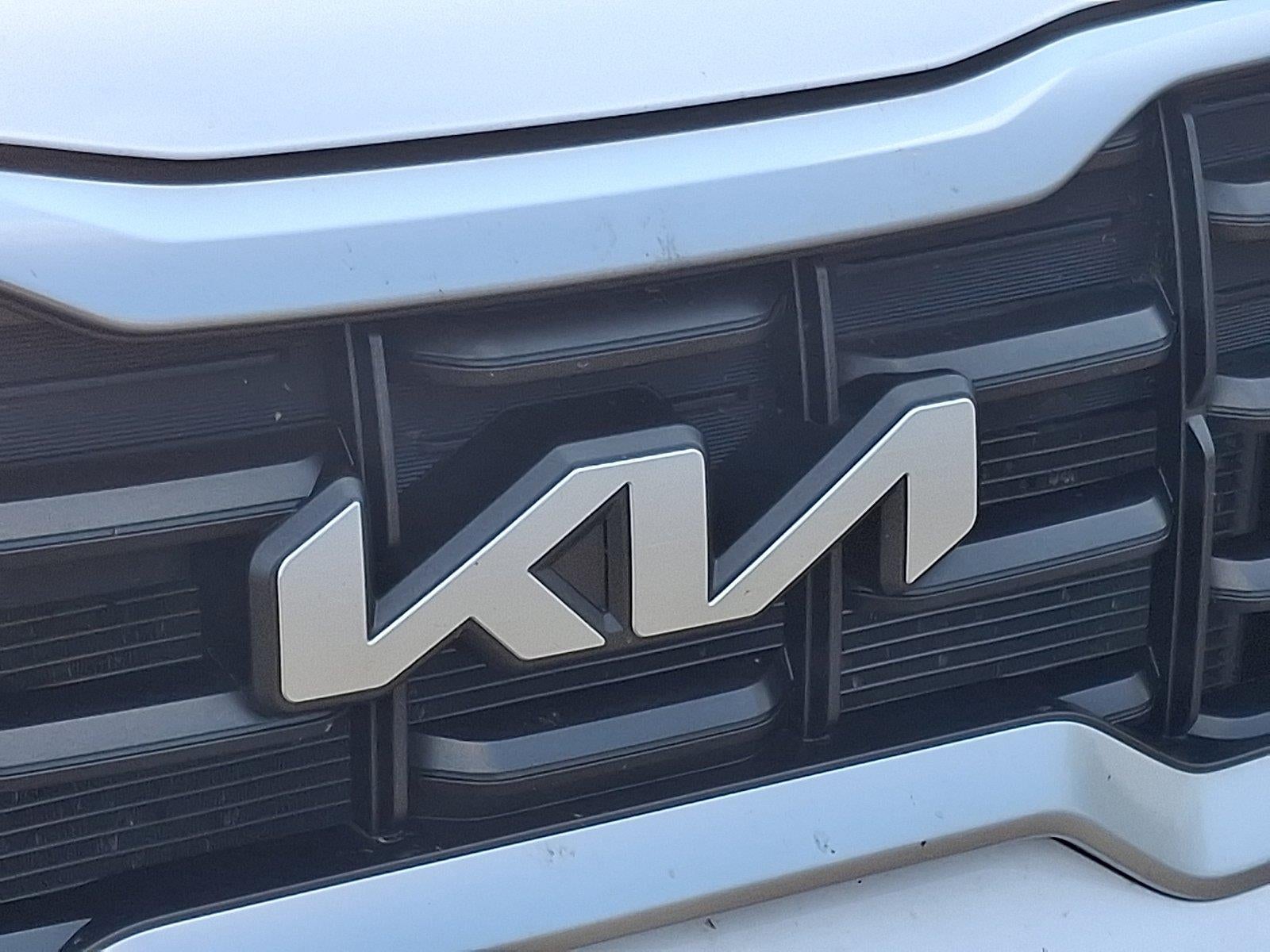 2024 Kia Telluride S - Photo 16