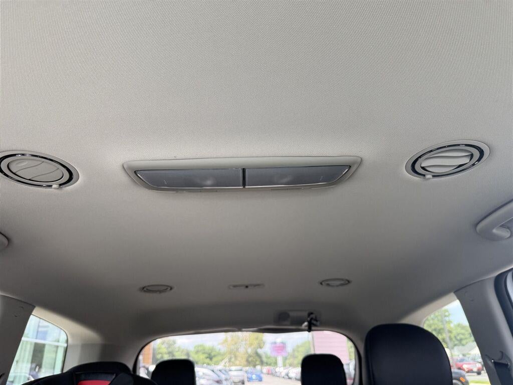 2024 Kia Telluride S - Photo 20