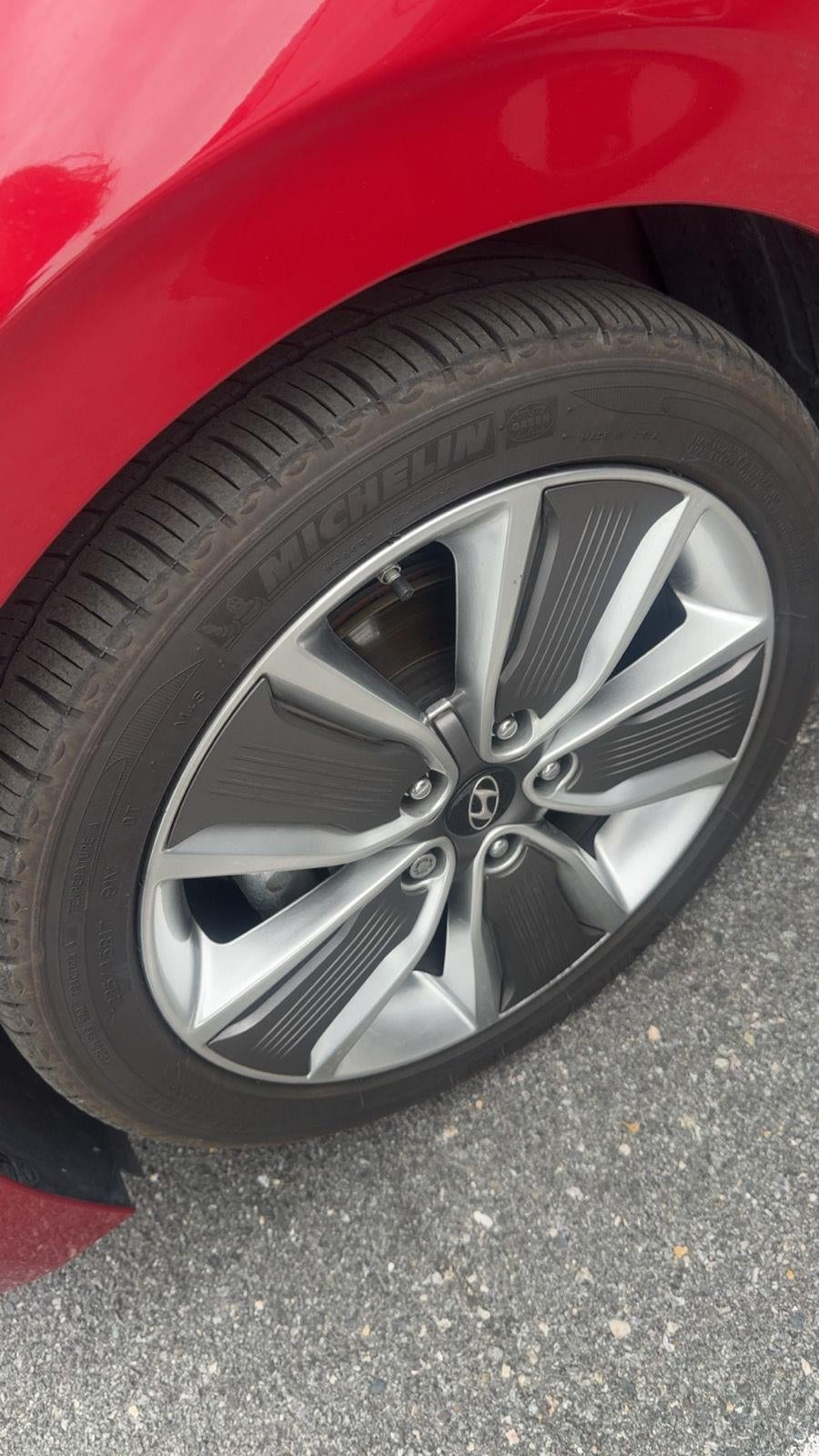 2019 Hyundai IONIQ HYBRID Limited