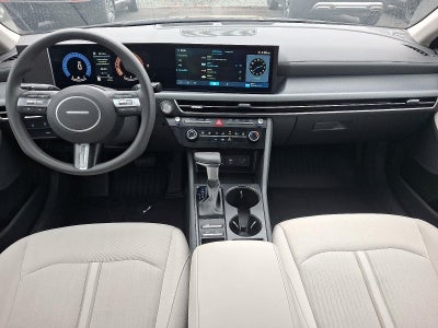 2025 Hyundai SONATA SE