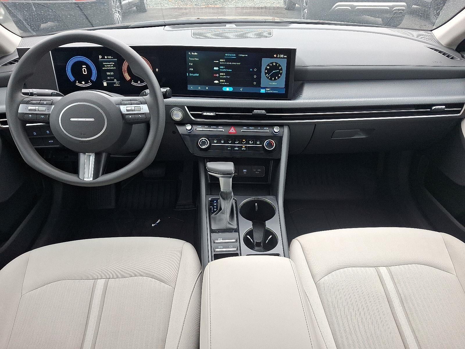 2025 Hyundai SONATA SE