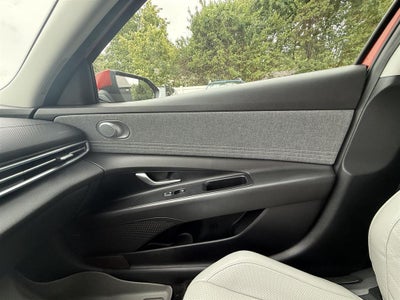 2021 Hyundai ELANTRA Limited