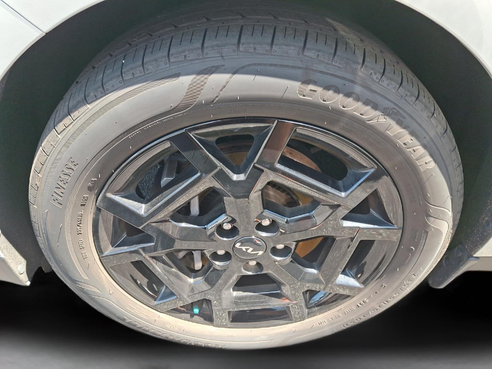 2025 Kia Carnival SX Prestige - Photo 9