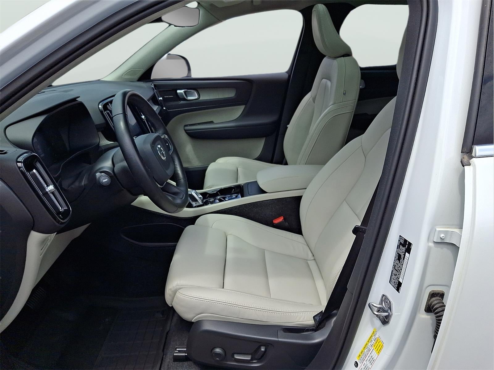 2020 Volvo XC40 Inscription