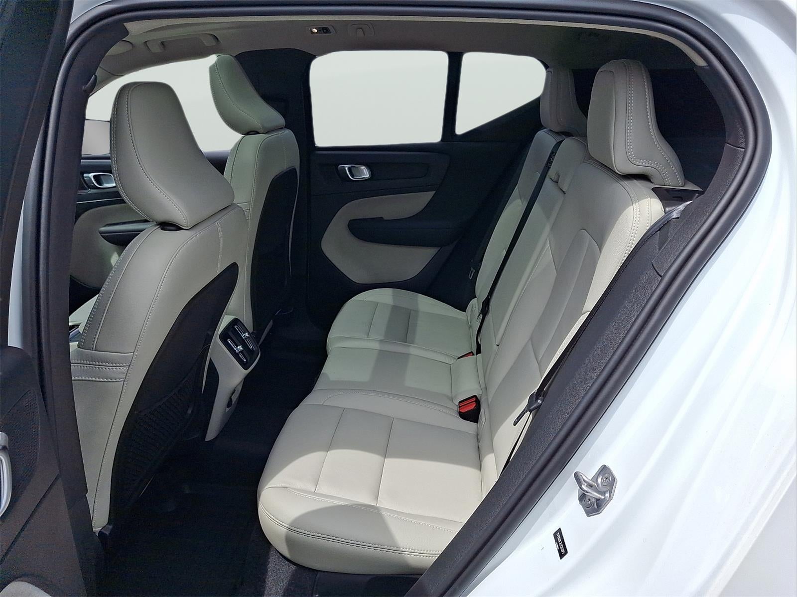 2020 Volvo XC40 Inscription