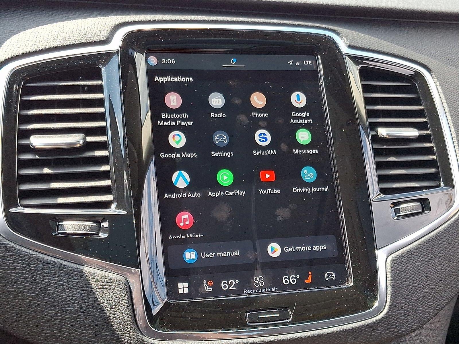 2023 Volvo XC90 Plus