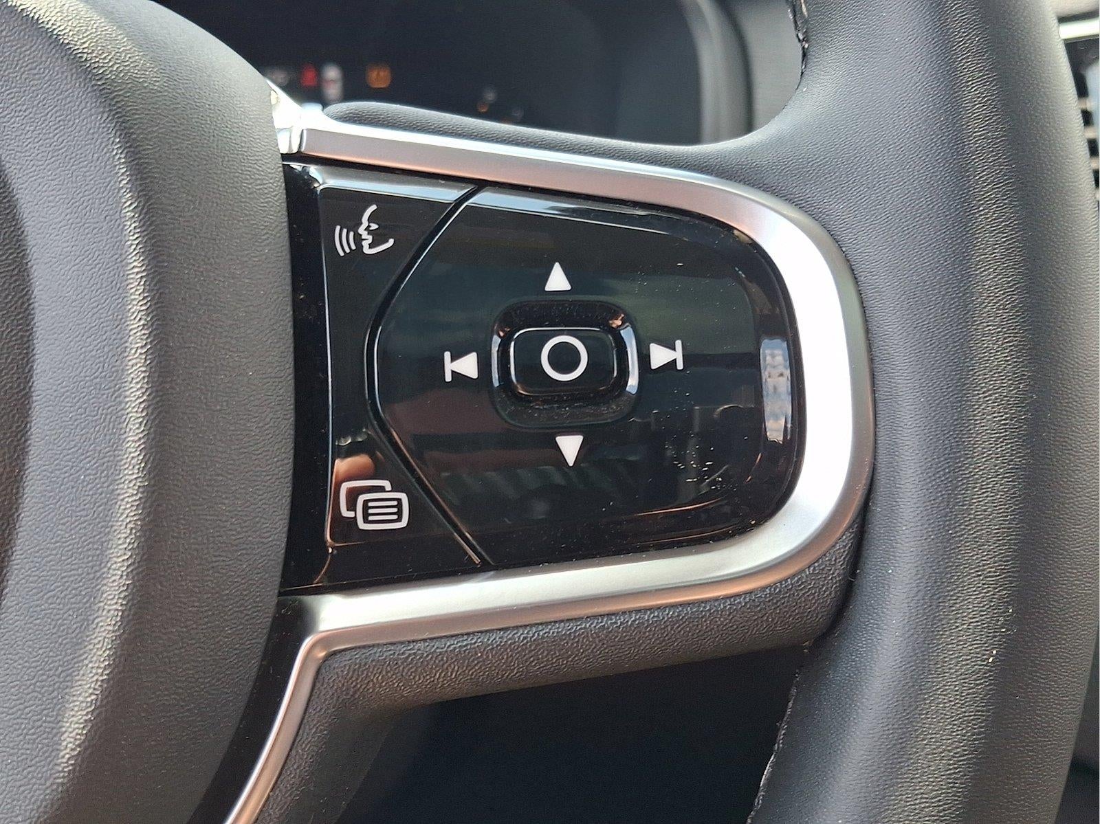 2023 Volvo XC90 Plus - Photo 22