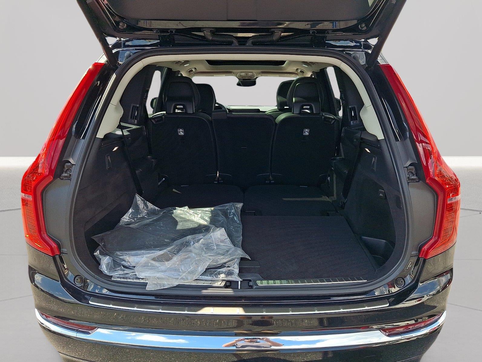 2023 Volvo XC90 Plus - Photo 26