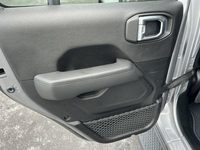 2021 Jeep Wrangler Unlimited Sahara Altitude