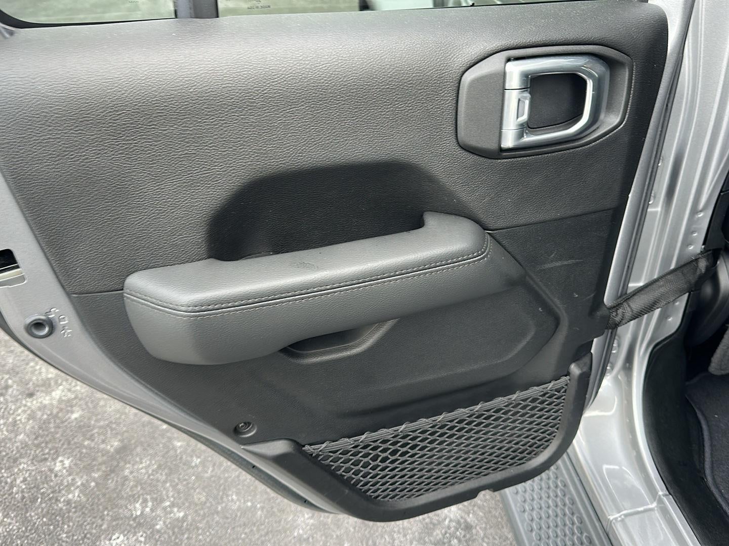 2021 Jeep Wrangler Unlimited Sahara Altitude