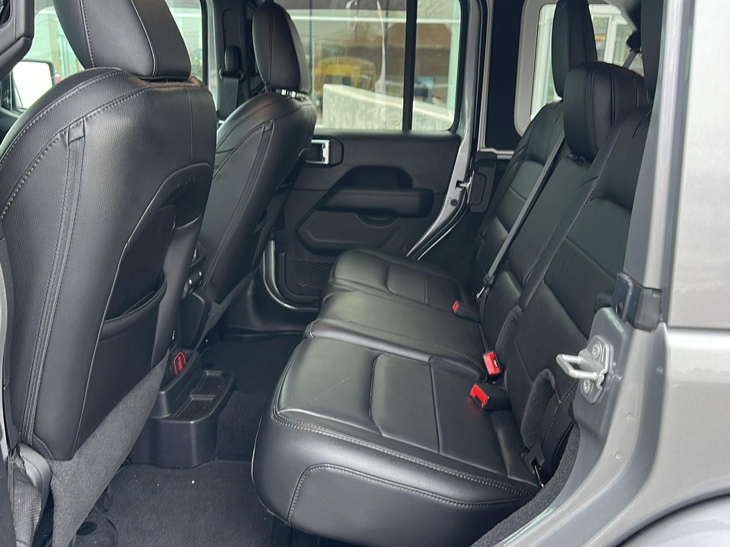 2021 Jeep Wrangler Unlimited Sahara Altitude