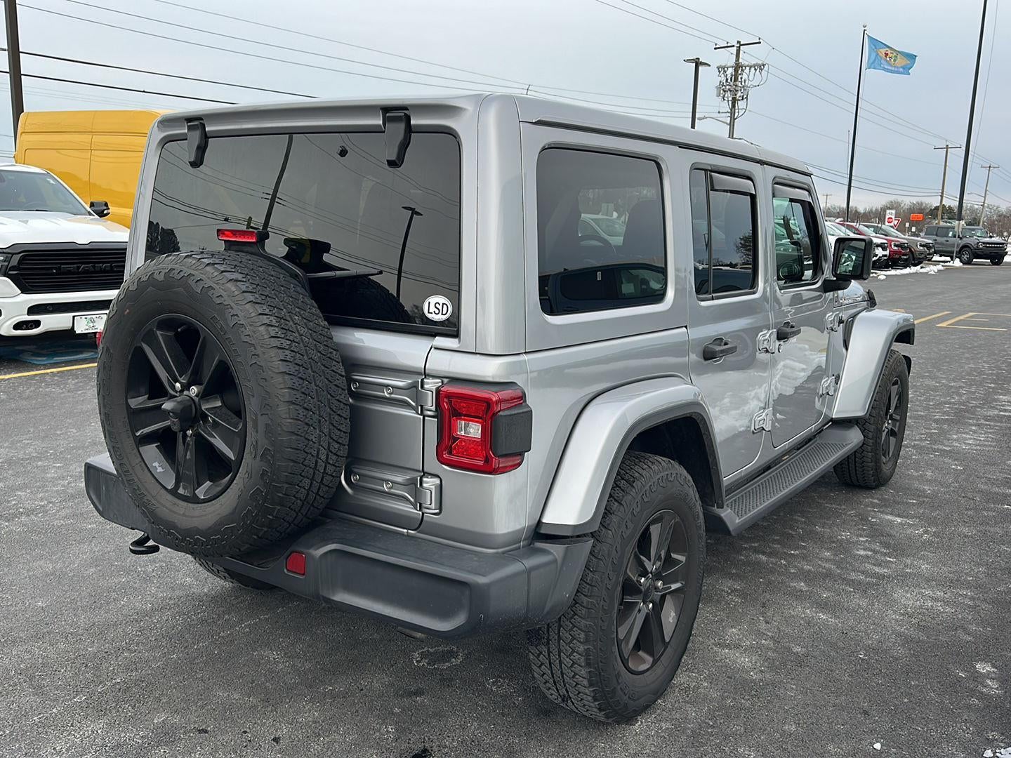 2021 Jeep Wrangler Unlimited Sahara Altitude