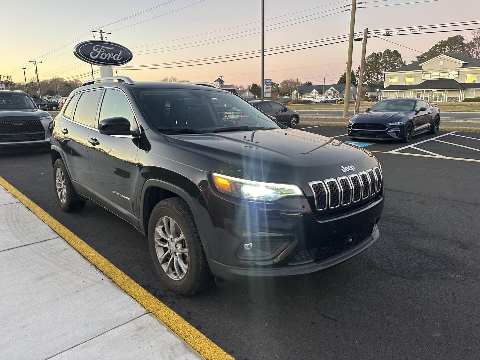 2021 Jeep Cherokee Latitude Lux