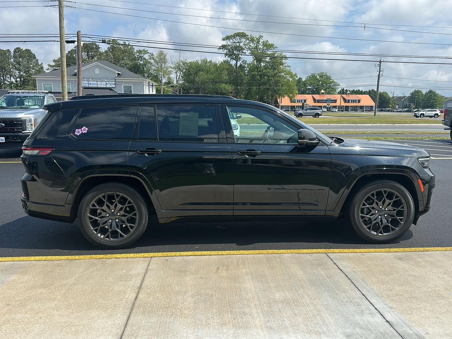 2023 Jeep Grand Cherokee L Summit