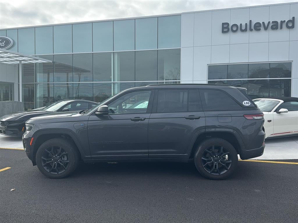 2024 Jeep Grand Cherokee 4xe Anniversary Edition