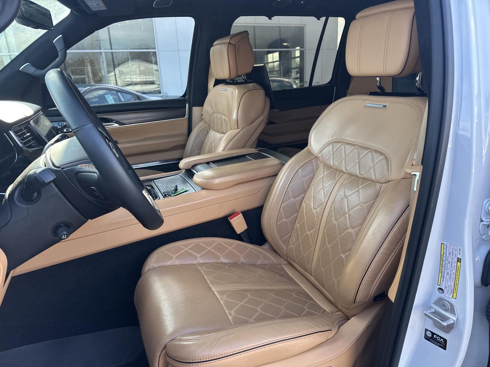 2024 Jeep Grand Wagoneer Series III Obsidian