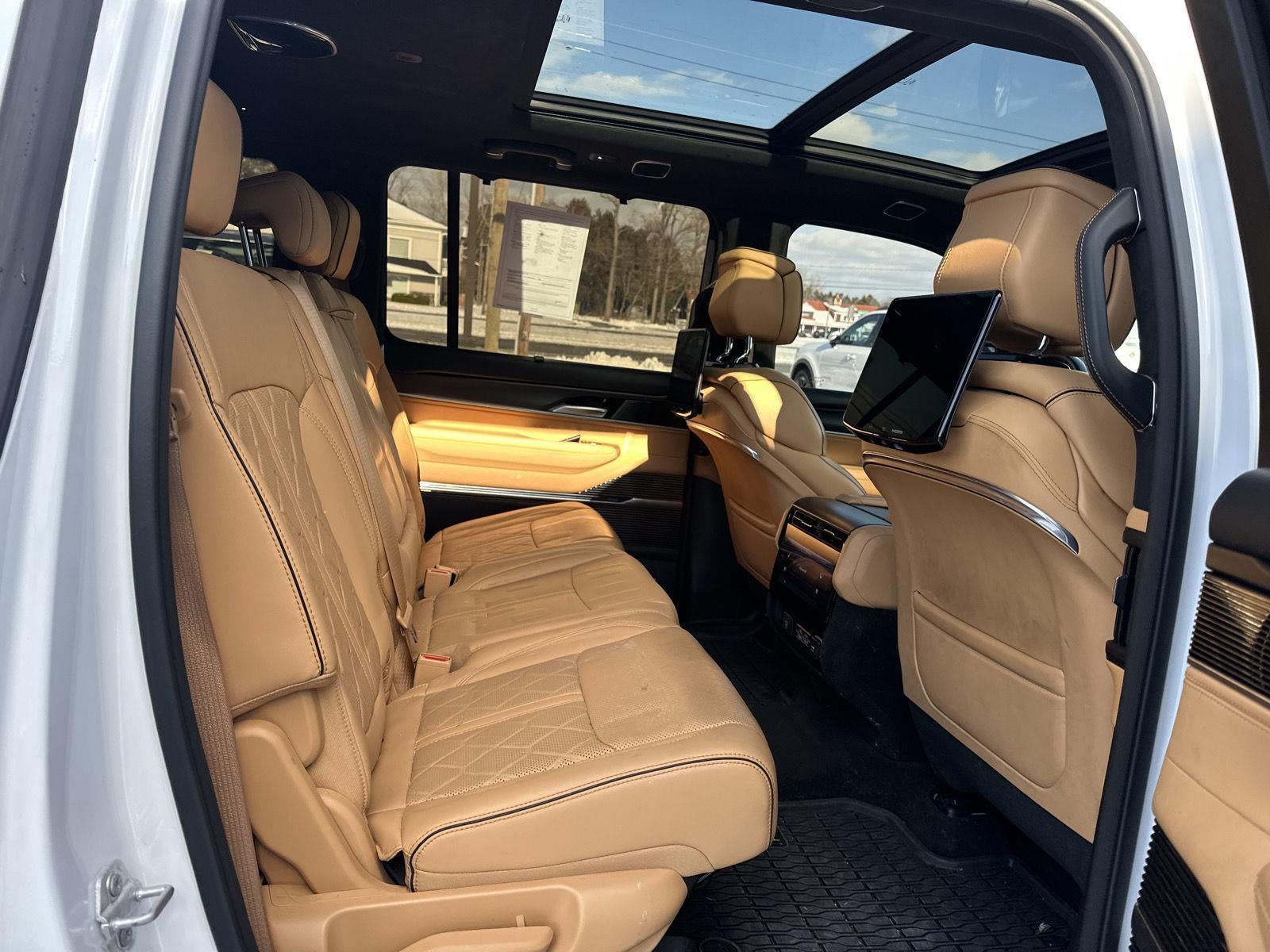 2024 Jeep Grand Wagoneer Series III Obsidian