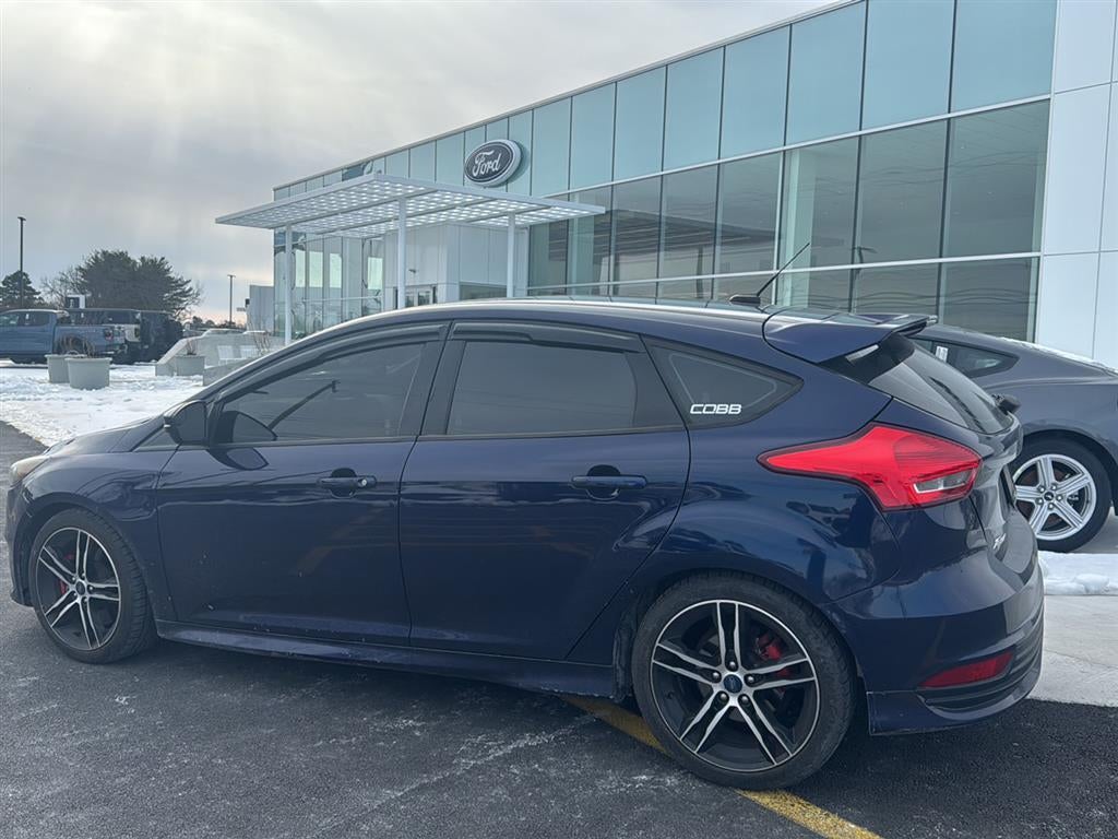 2017 Ford Focus ST