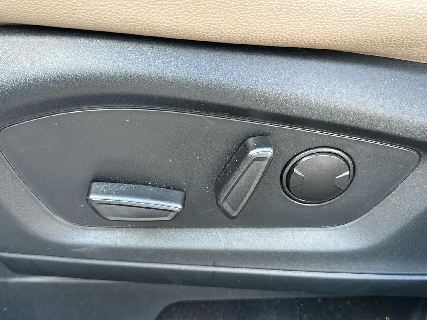 2023 Ford Explorer Hybrid Limited