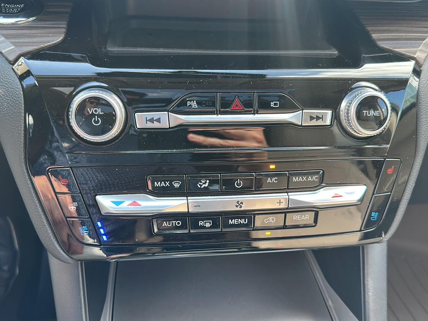 2023 Ford Explorer Hybrid Limited