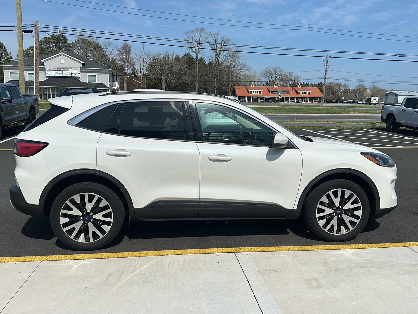 2020 Ford Escape SEL