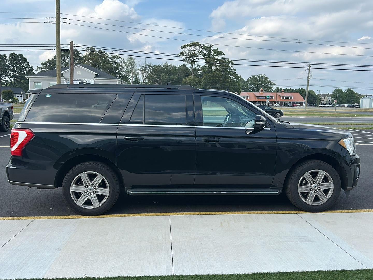 2020 Ford Expedition Max XLT
