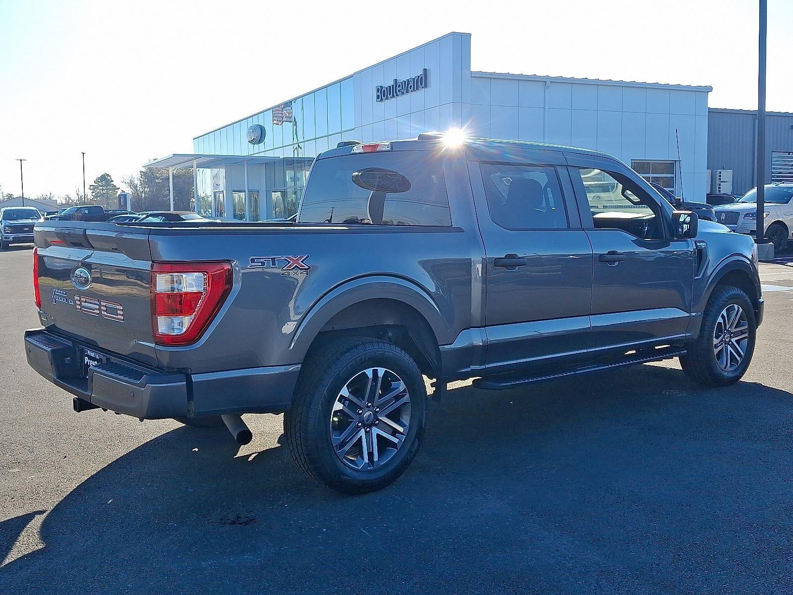 2022 Ford F-150 XL