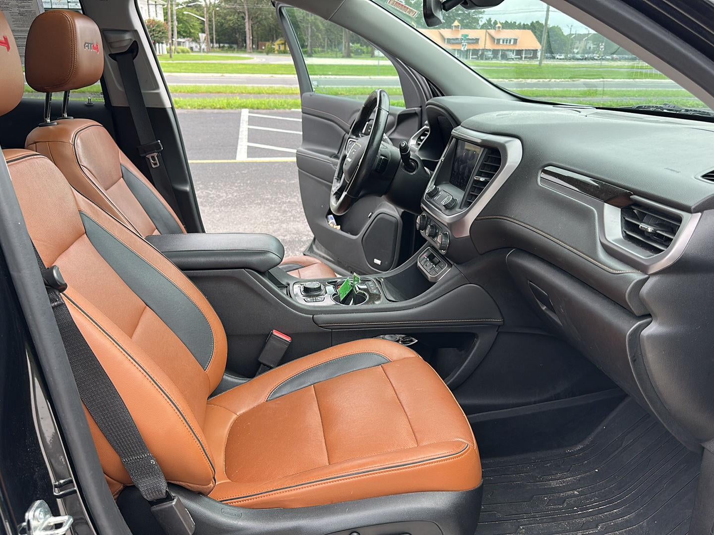 2020 GMC Acadia AT4