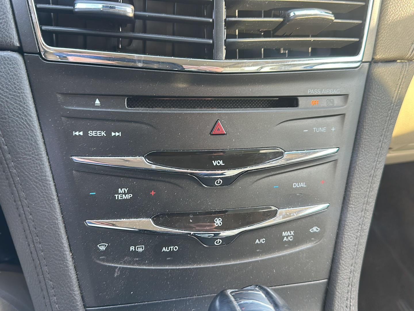 2019 Lincoln MKT Reserve