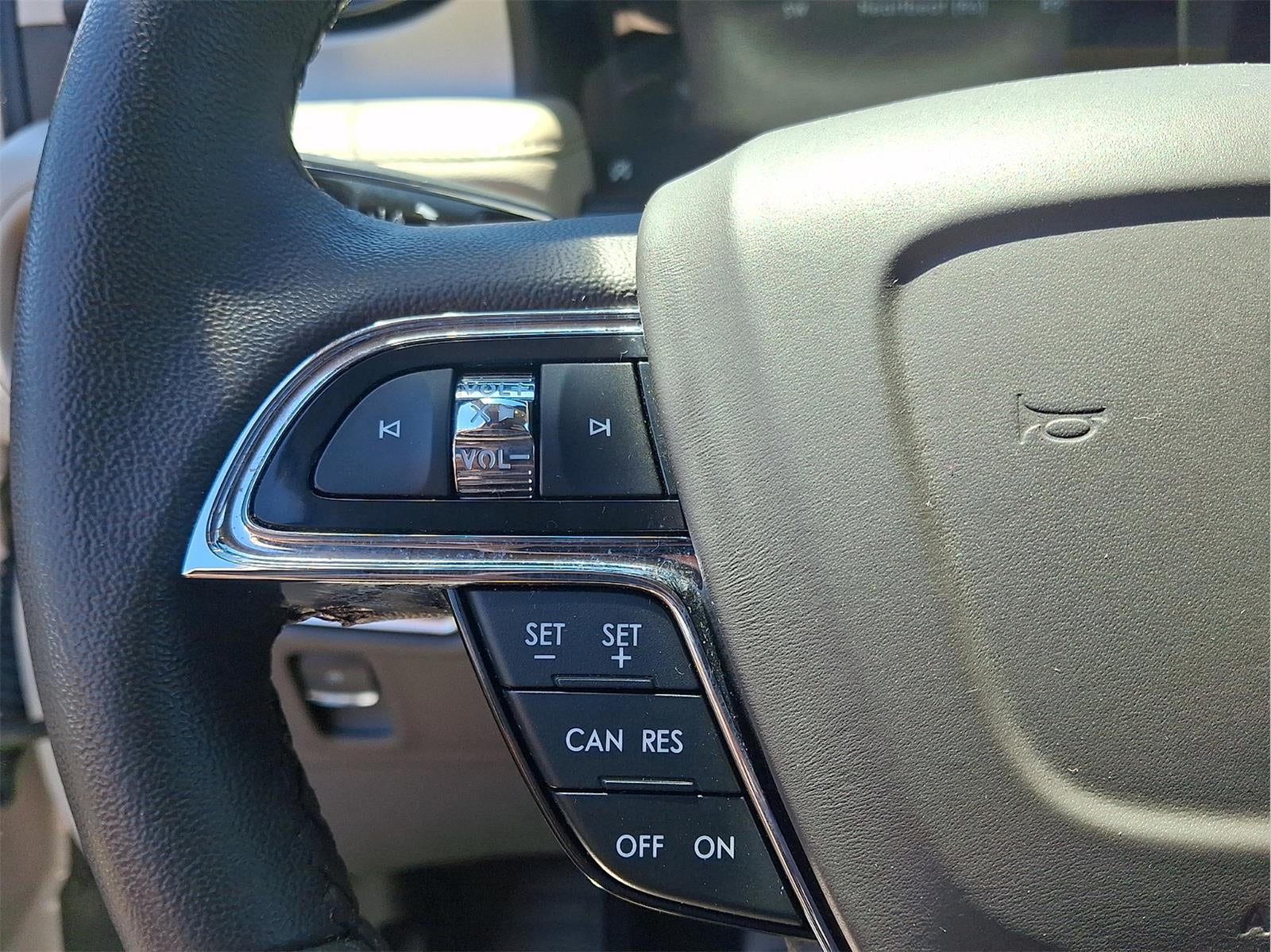 2023 Lincoln Nautilus Standard