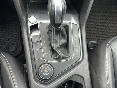 2021 Volkswagen Tiguan SE R-Line Black