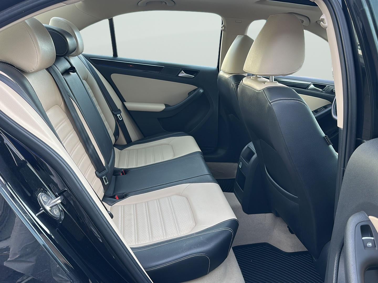 2016 Volkswagen Jetta 1.8T SEL Premium