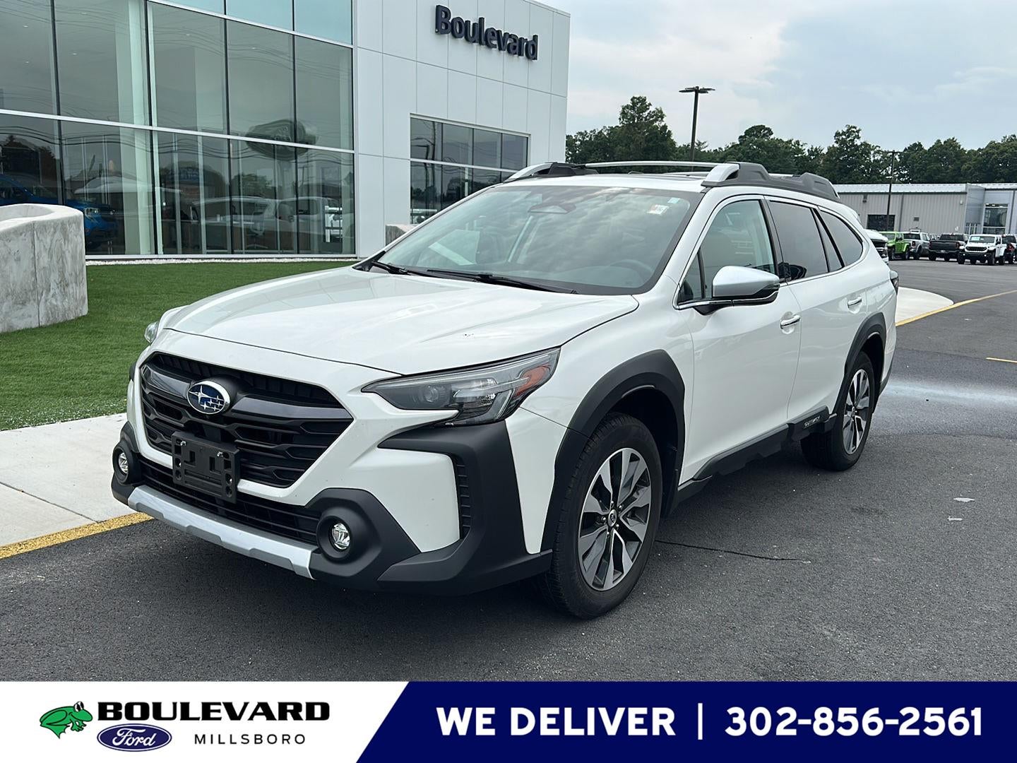 2023 Subaru Outback Touring