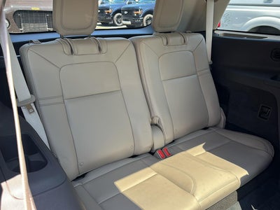 2022 Lincoln Aviator Standard