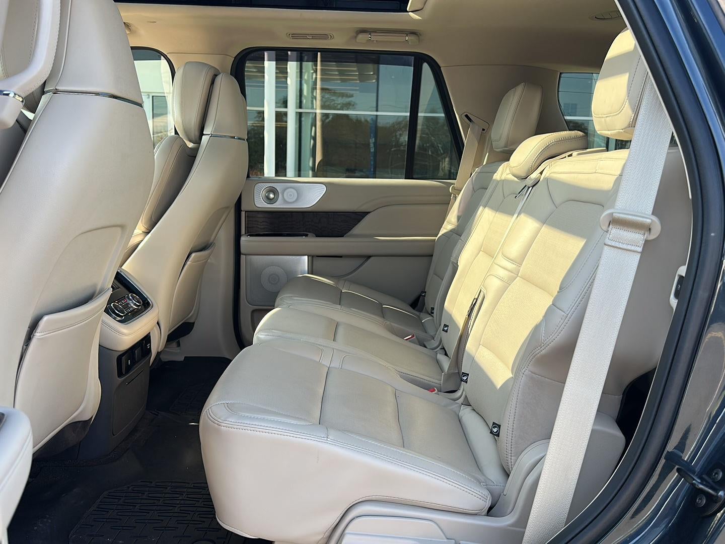 2021 Lincoln NAVIGATOR RSV