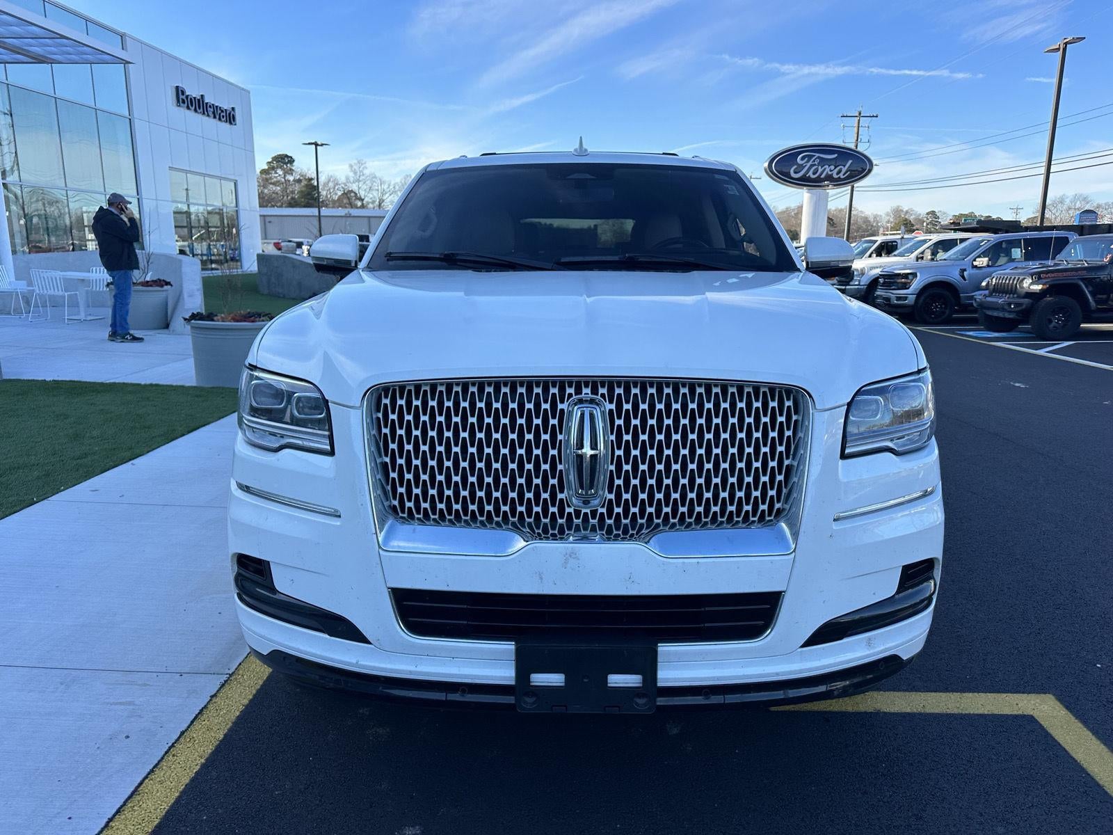 2023 Lincoln Navigator L Reserve