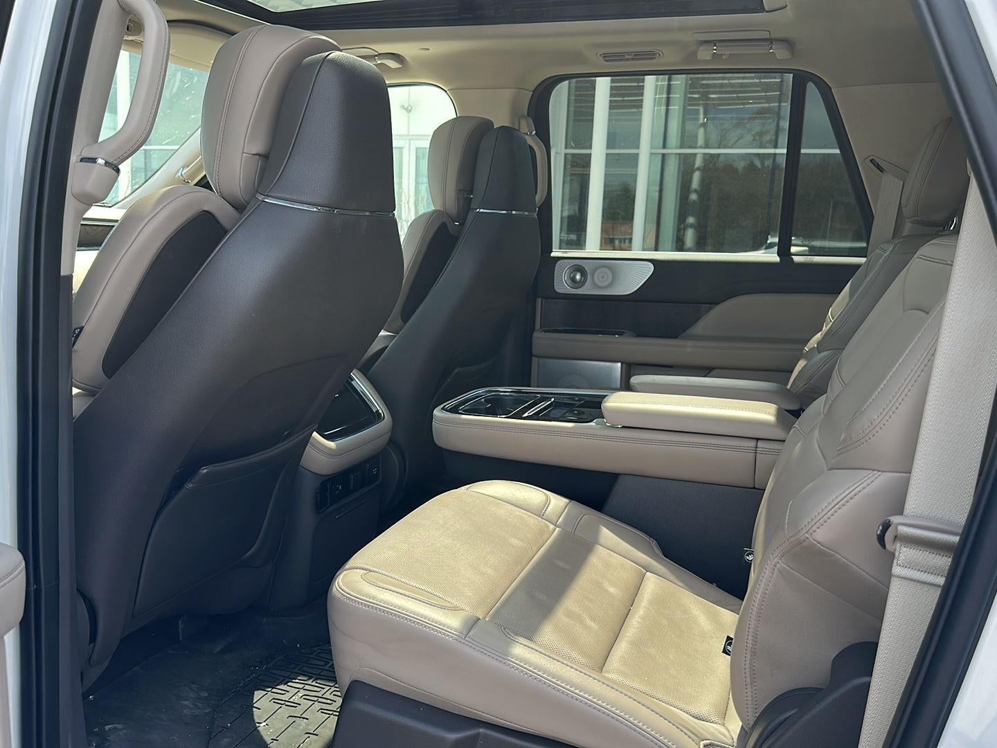 2022 Lincoln Navigator L Reserve