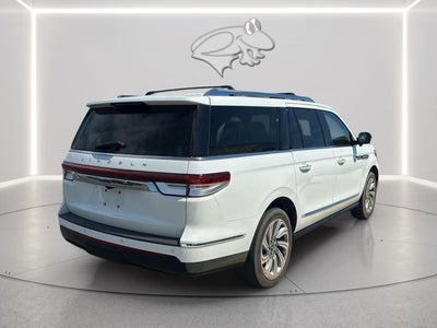 2022 Lincoln Navigator L Reserve