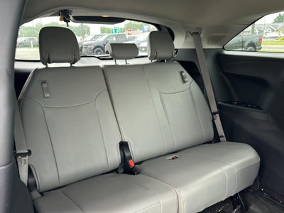 2025 Toyota Sienna XLE