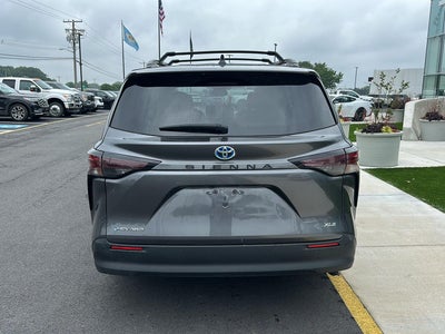 2025 Toyota Sienna XLE